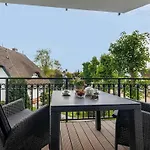 Right By The Sea With Sauna Zingst