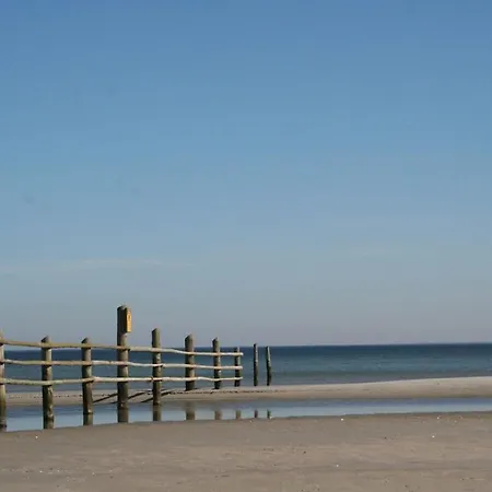 Right By The Sea With Sauna