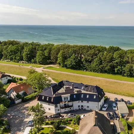 Right By The Sea With Sauna Holiday home Zingst